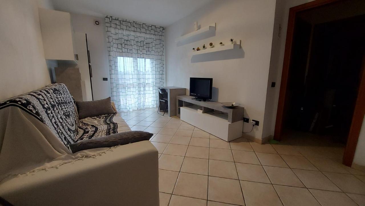 Appartamento Santa Costanza Con Piscina San Vincenzo Exterior foto